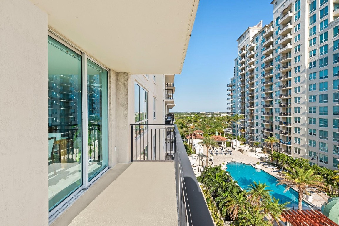 600 W Las Olas Blvd 1207S