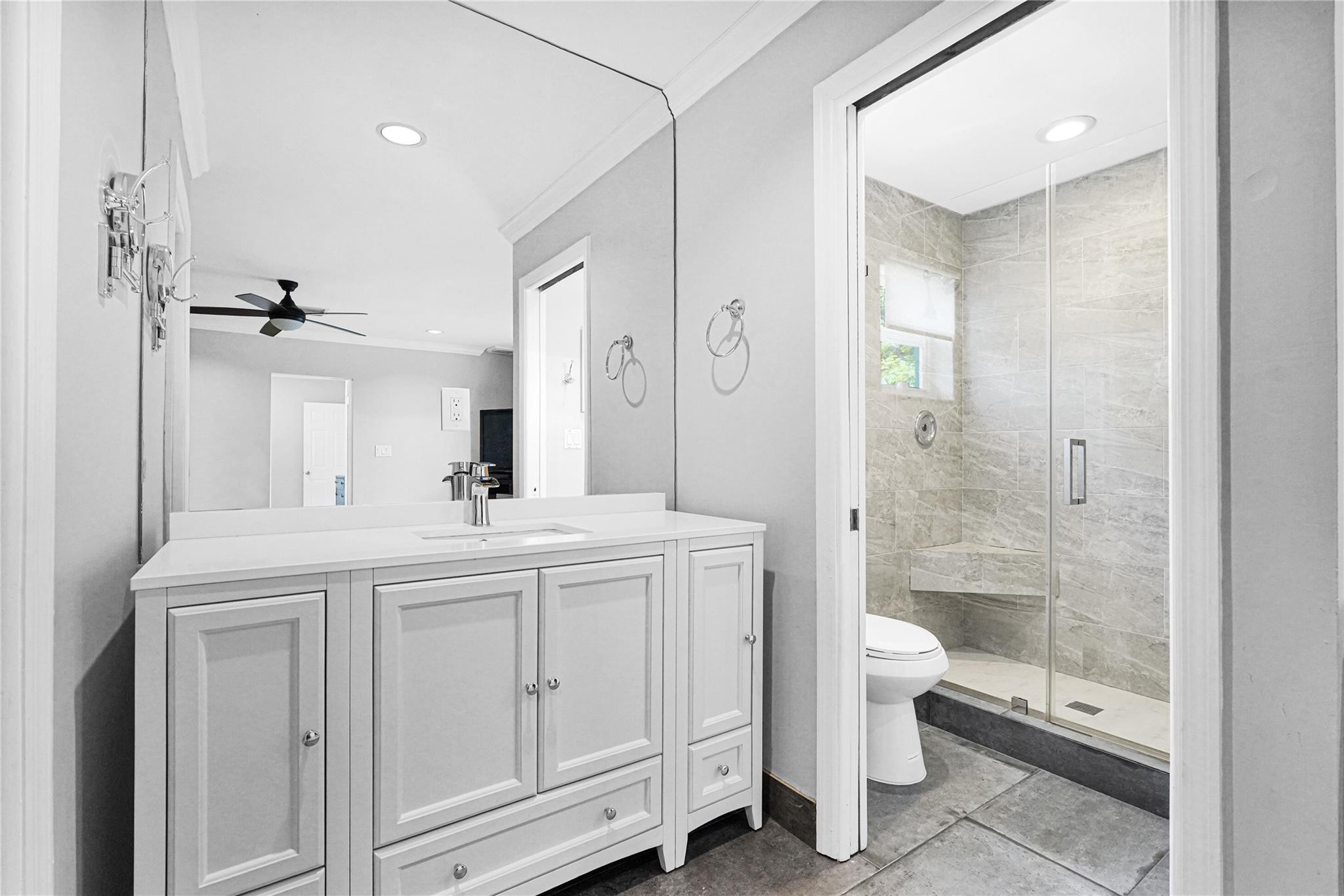 320 NW 51st Ct
