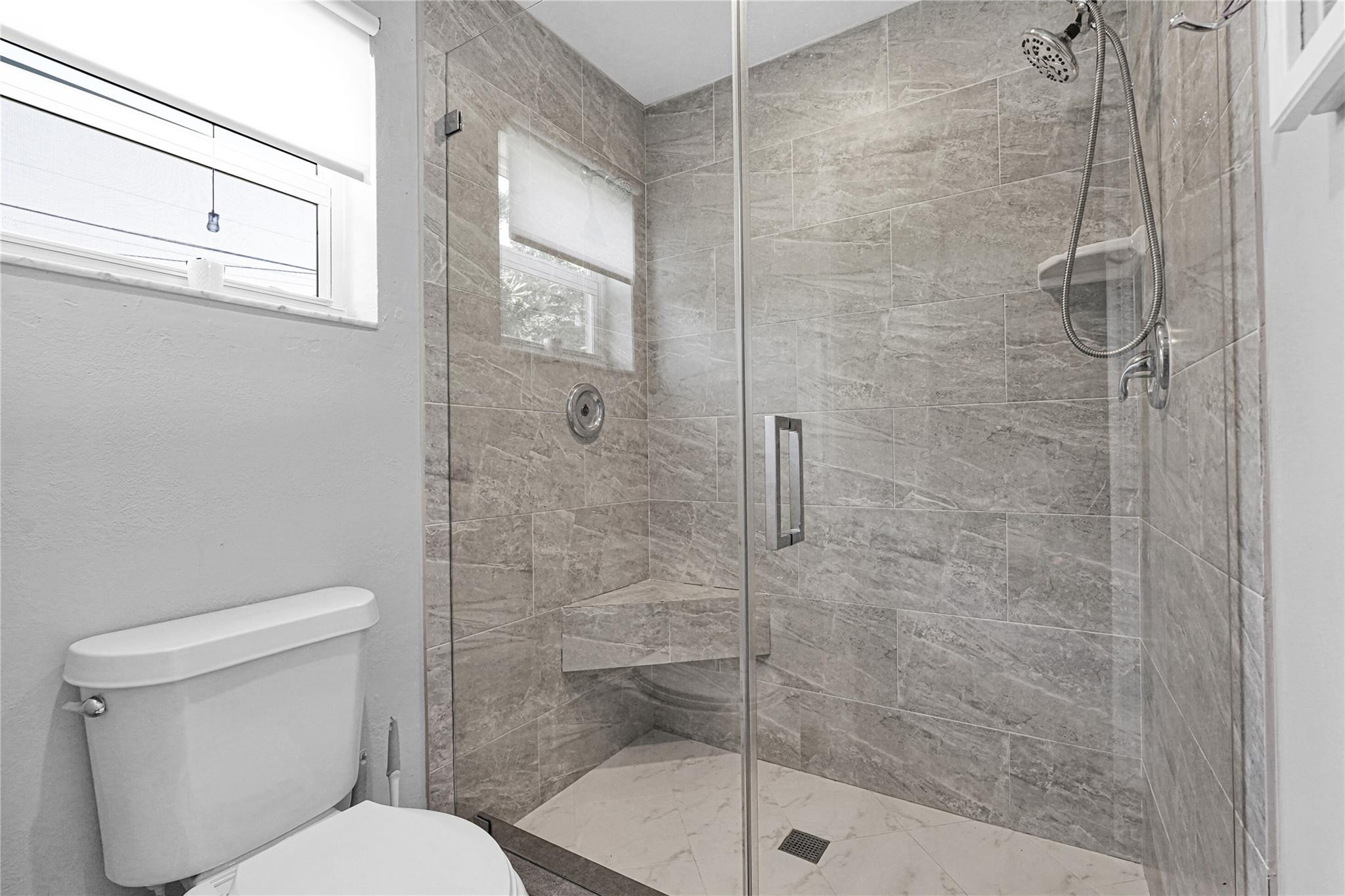 320 NW 51st Ct
