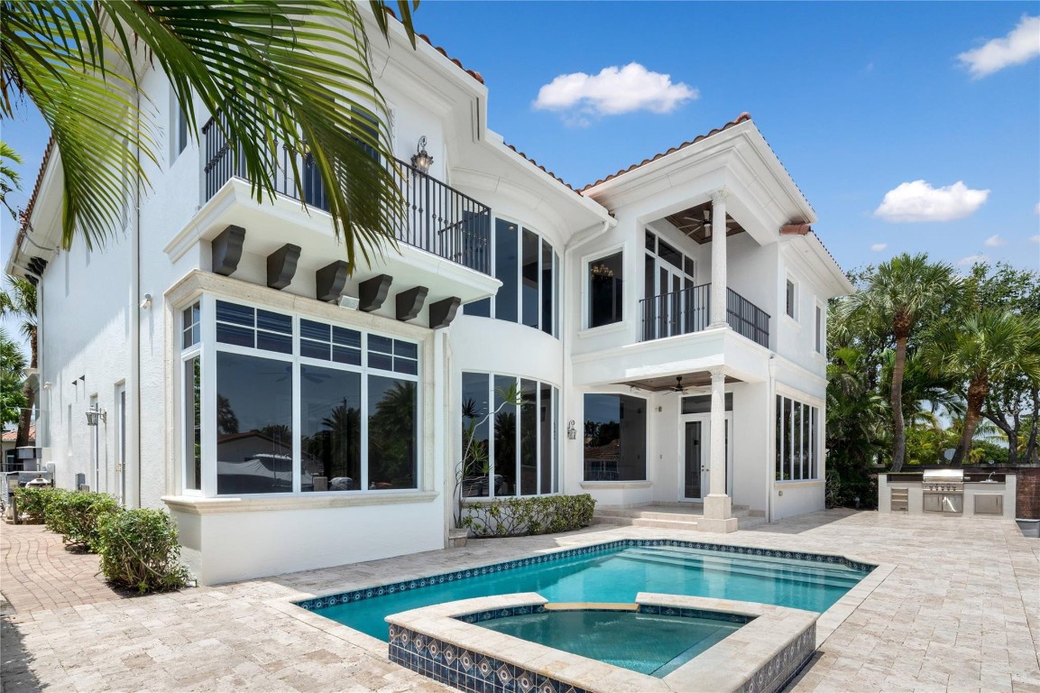 501 Golden Harbour Dr