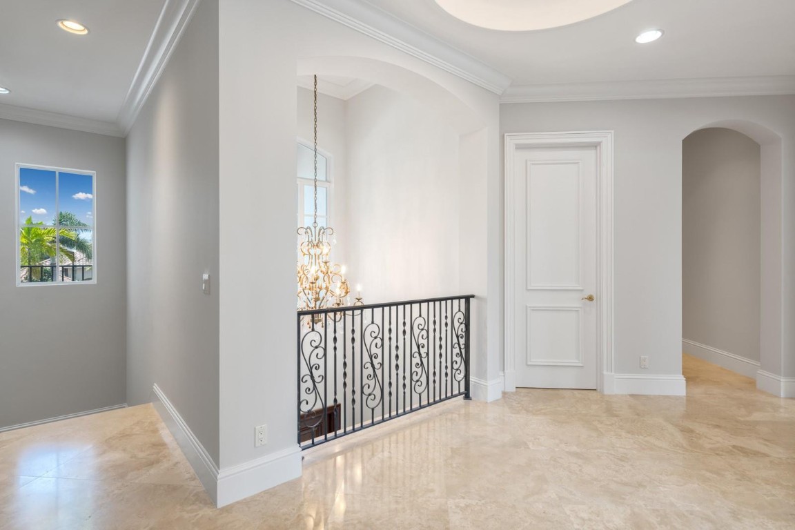 501 Golden Harbour Dr