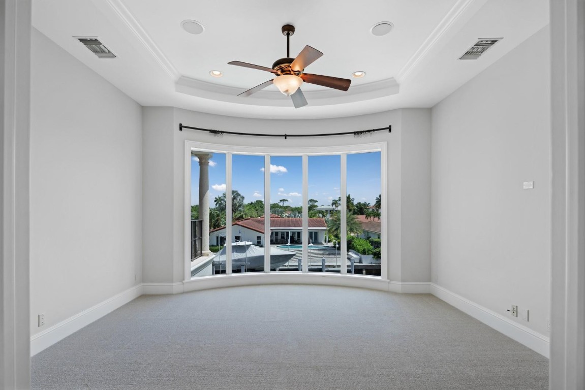 501 Golden Harbour Dr