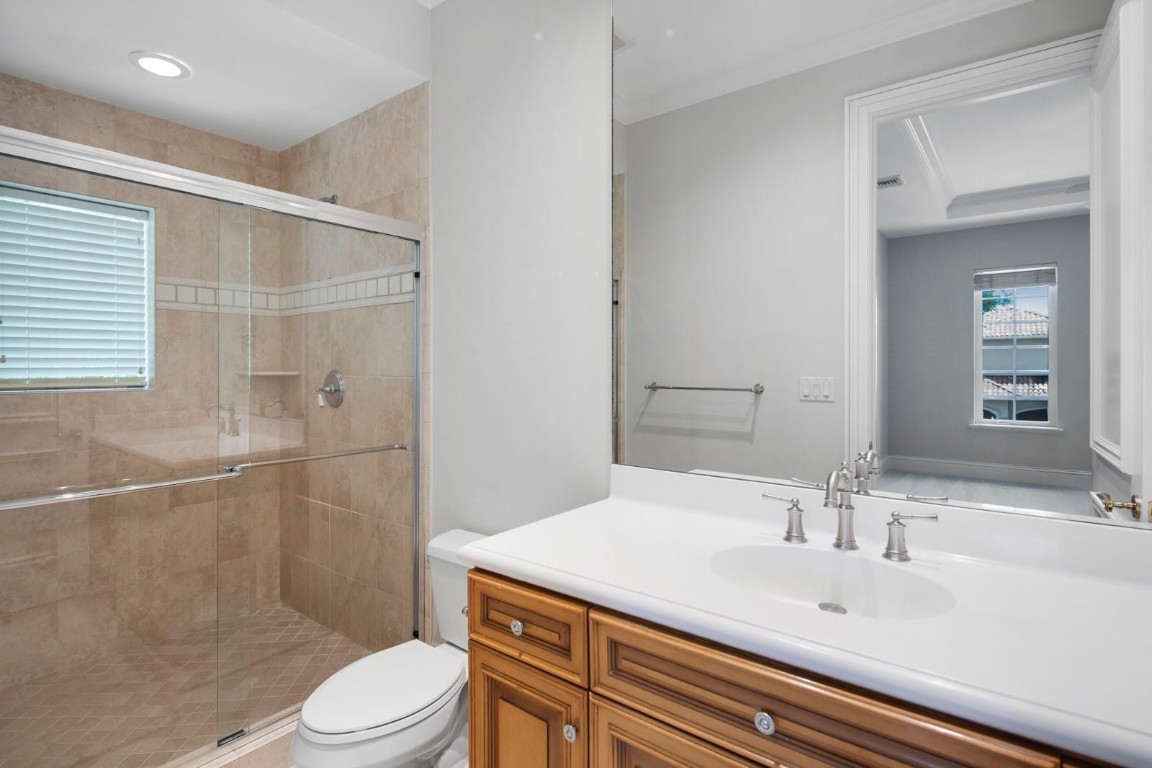 501 Golden Harbour Dr