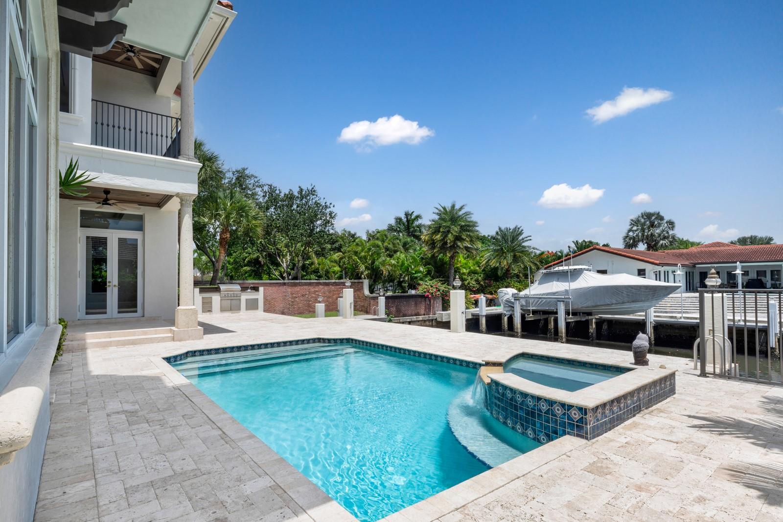 501 Golden Harbour Dr