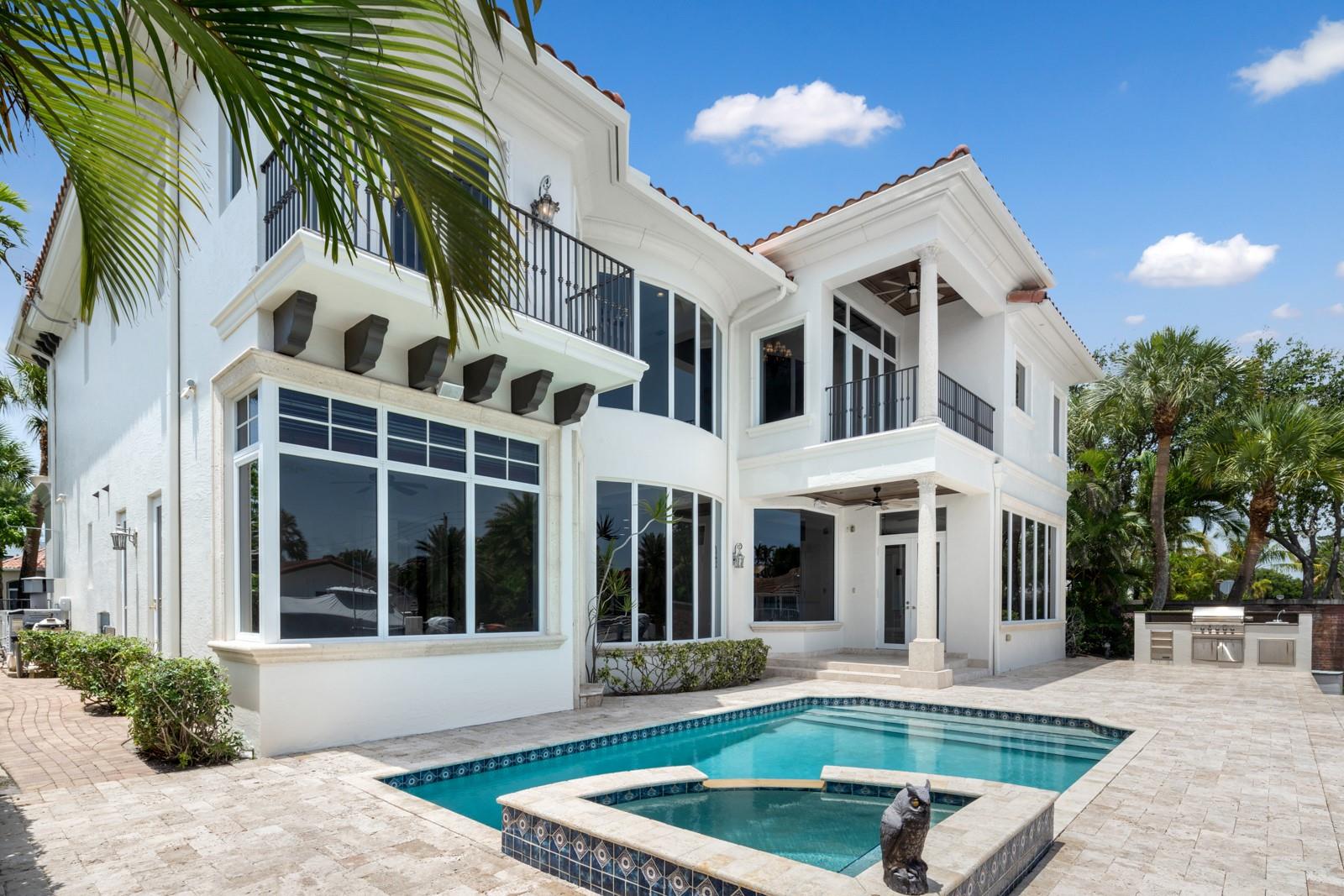 501 Golden Harbour Dr