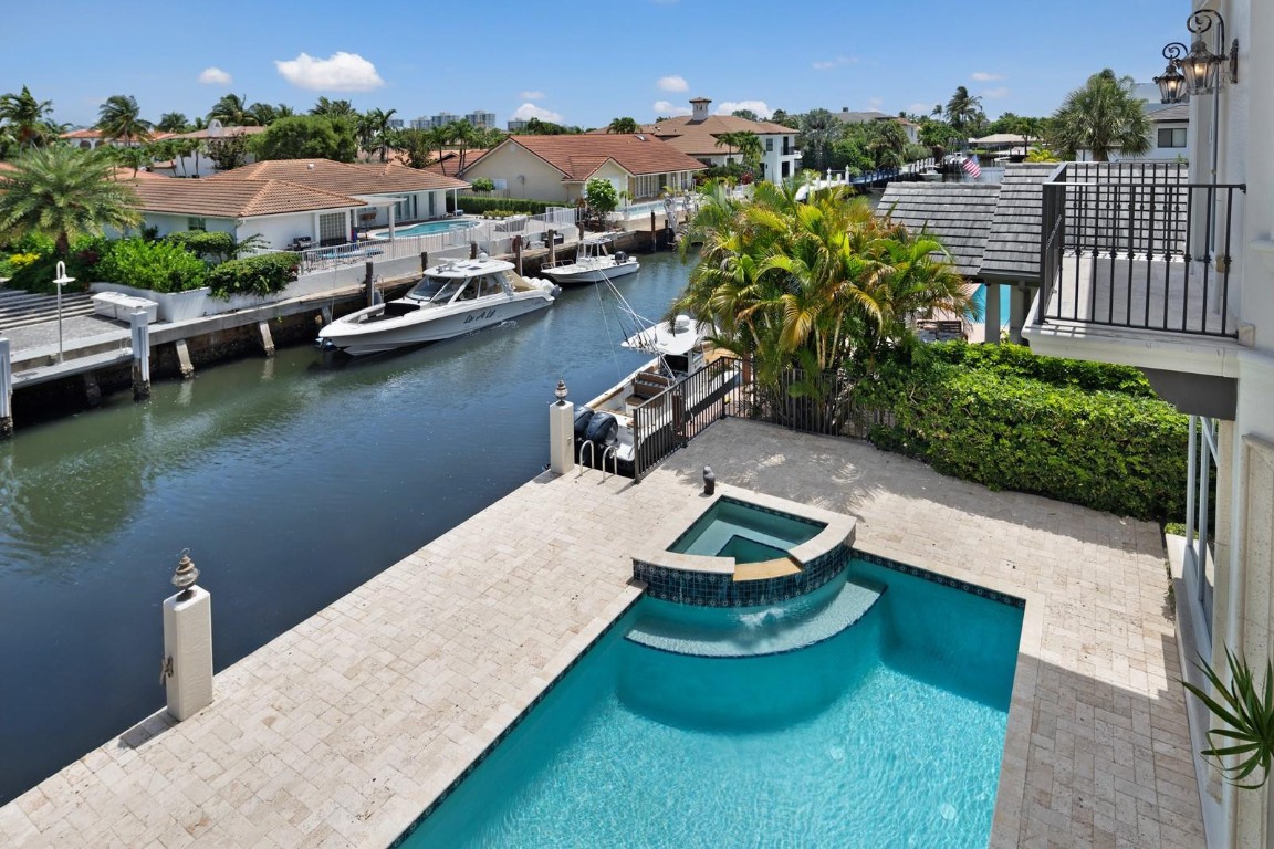 501 Golden Harbour Dr