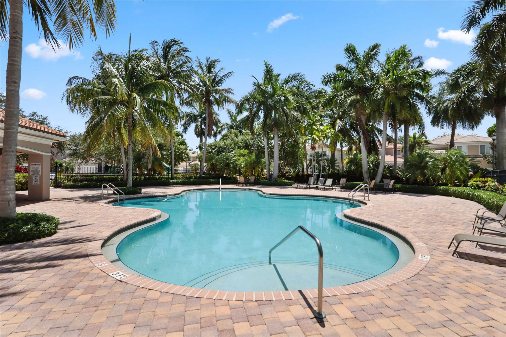 4010 Key Lime Blvd