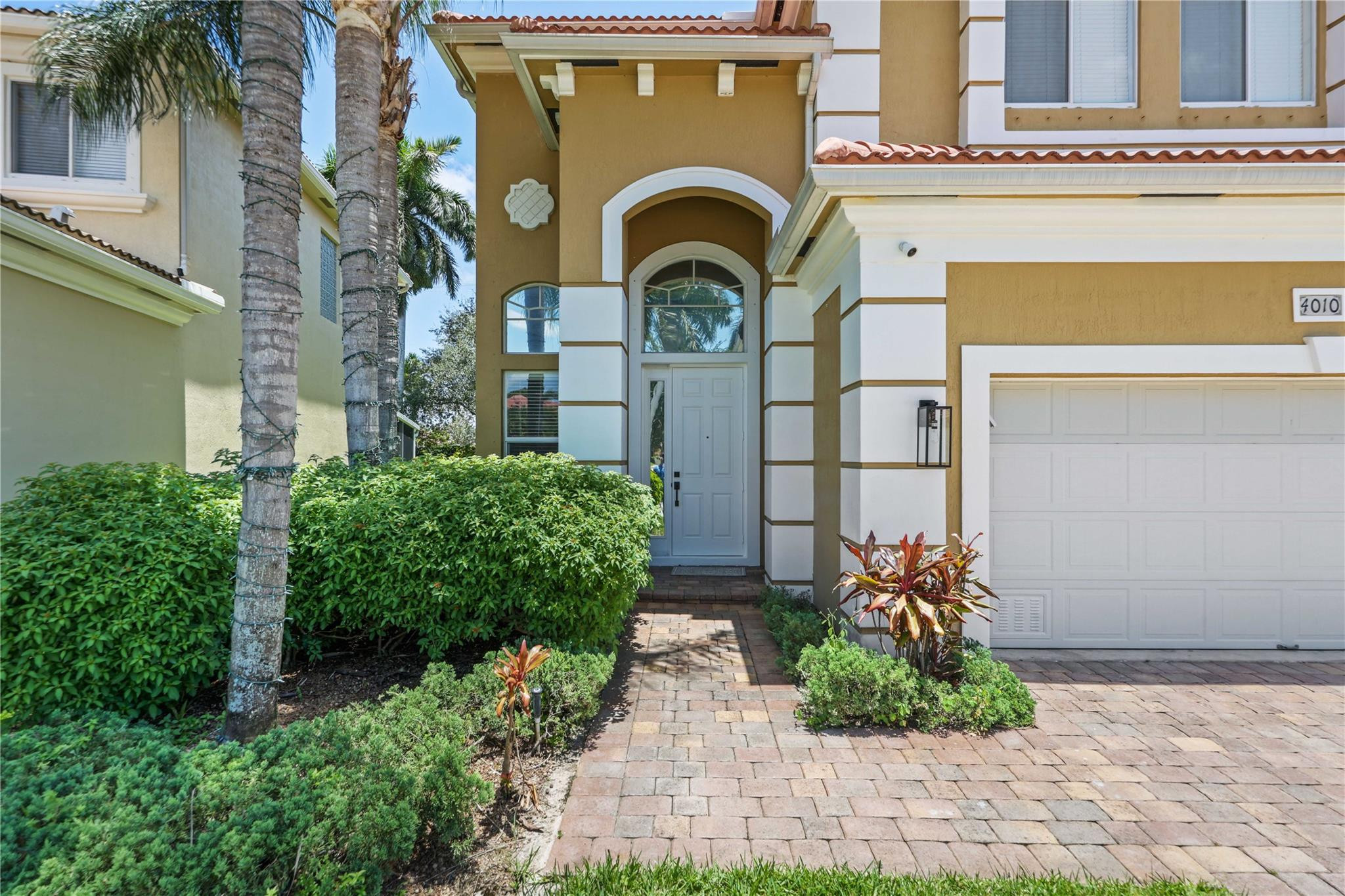 4010 Key Lime Blvd