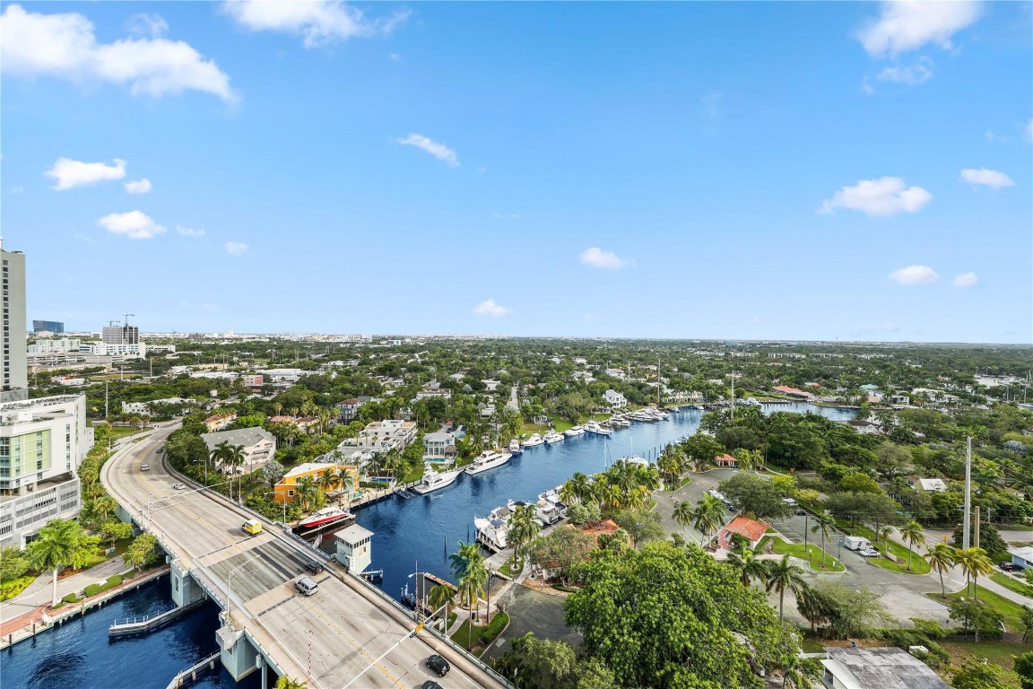 600 W Las Olas Blvd 1901S