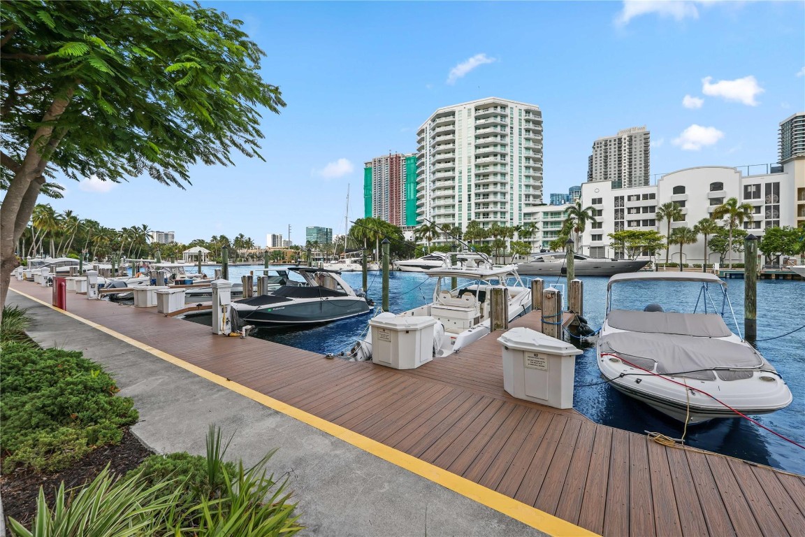 600 W Las Olas Blvd 1901S