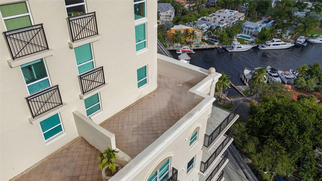 600 W Las Olas Blvd 1901S
