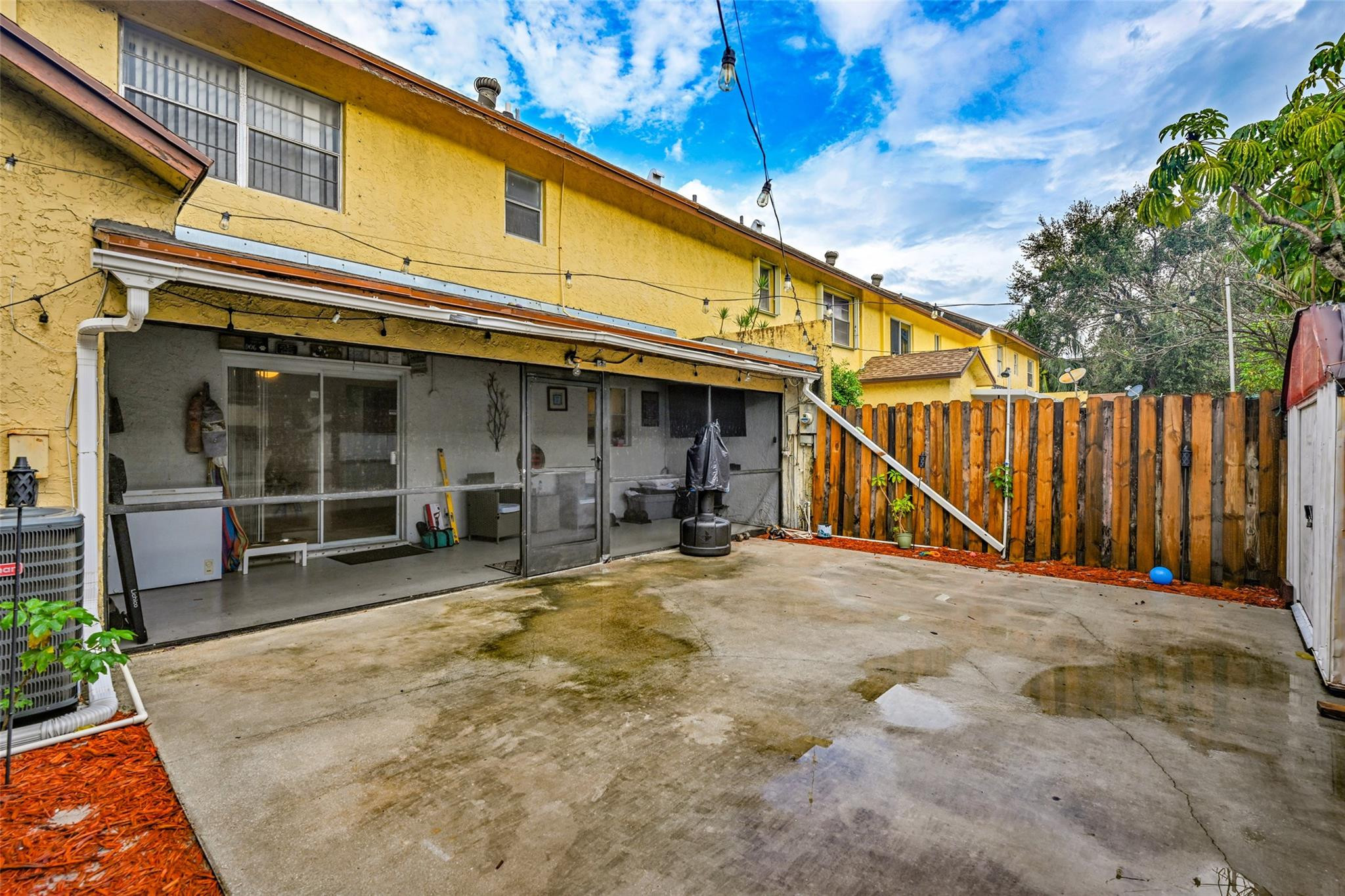 4408 NW 4th Ave 2760