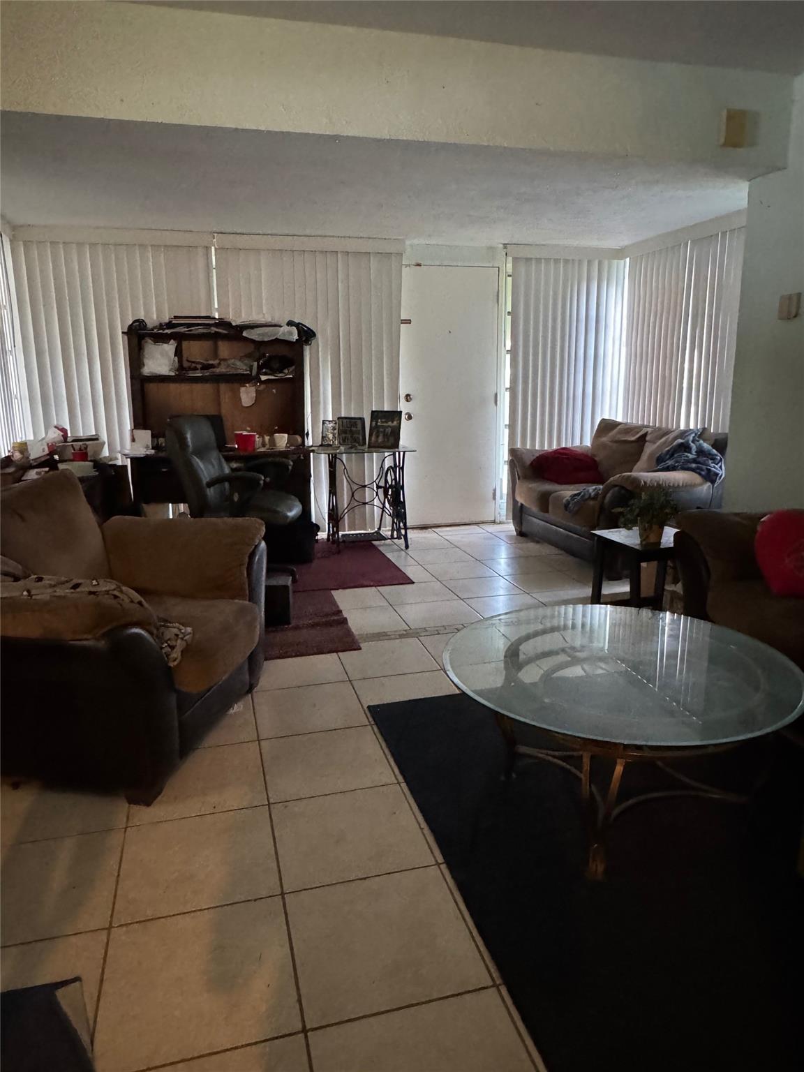 413 SW 24th Ave