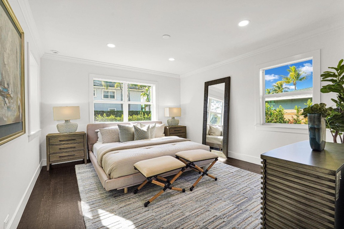 4015 Washington Road