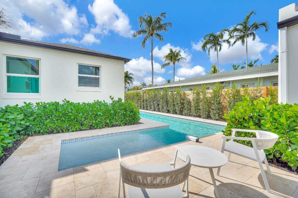 4015 Washington Road