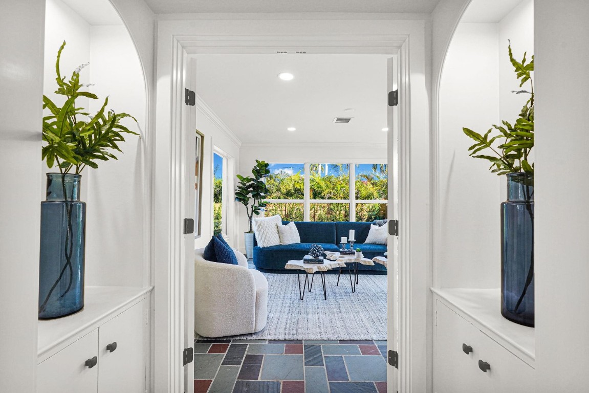 4015 Washington Road