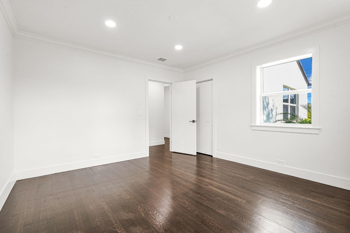 4015 Washington Road