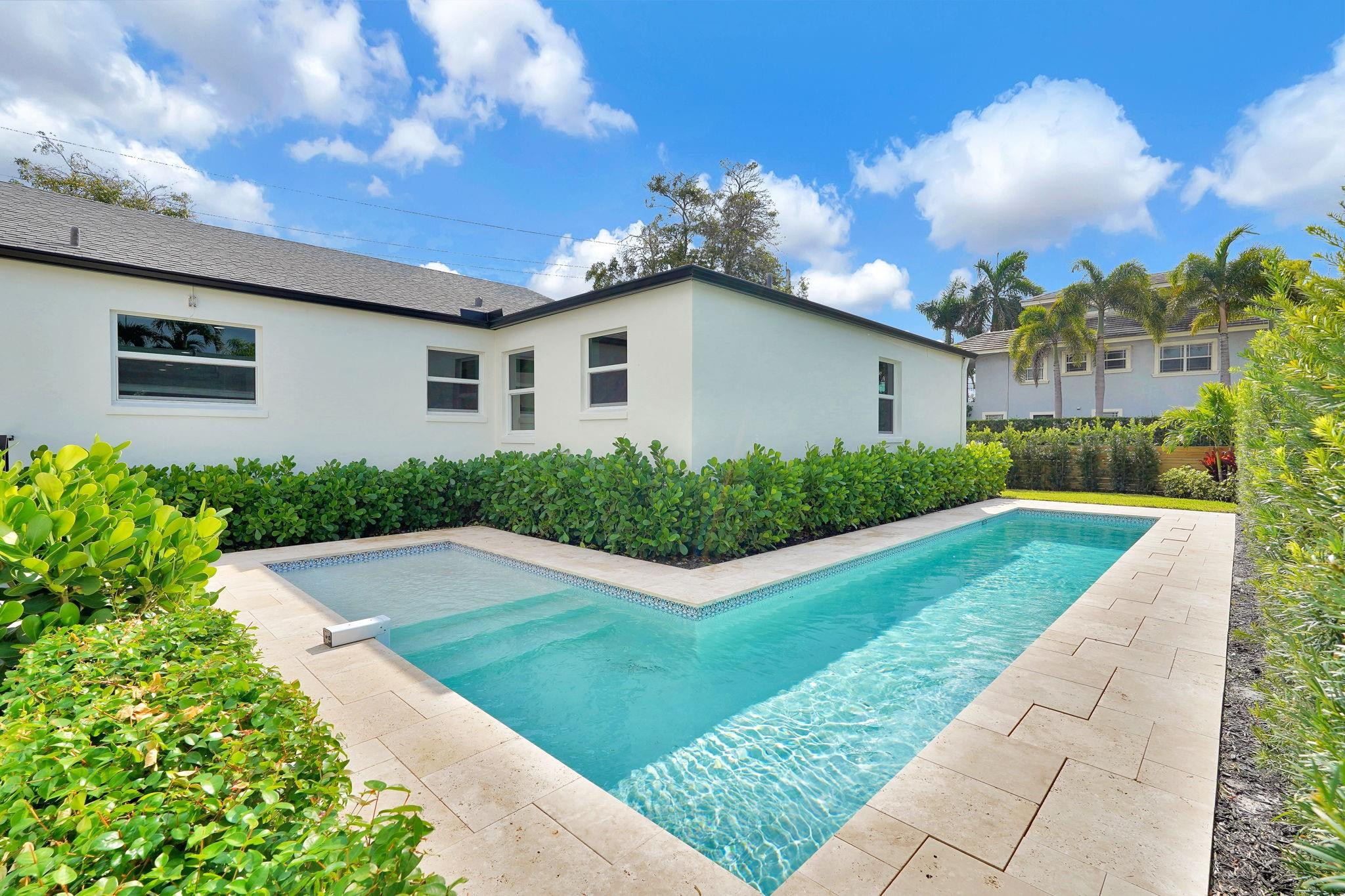 4015 Washington Road