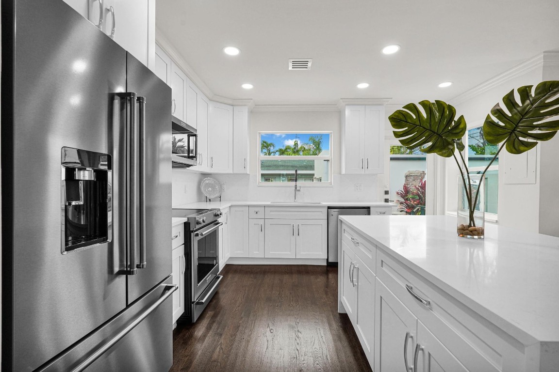 4015 Washington Road