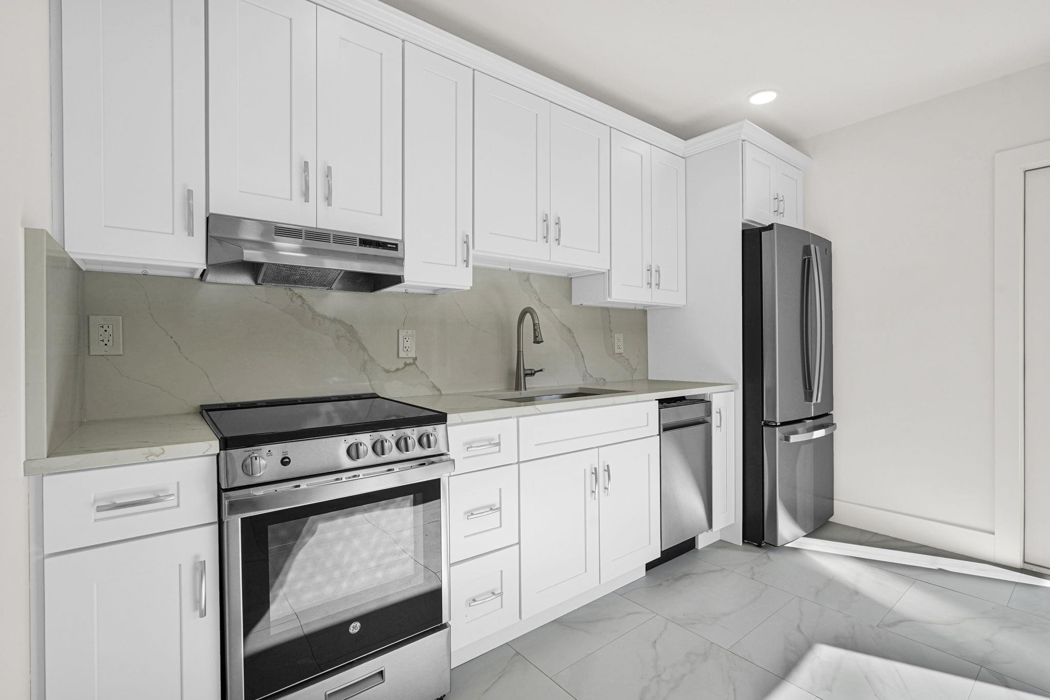 4015 Washington Road