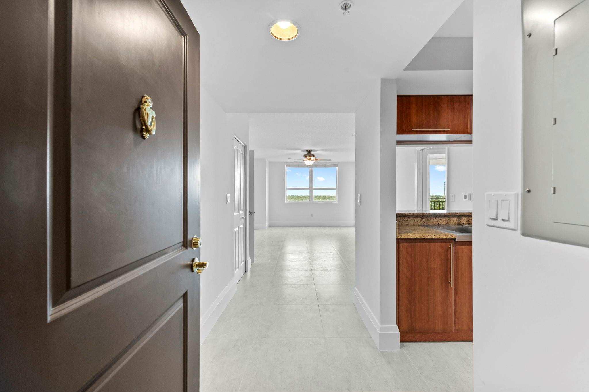 600 W Las Olas Boulevard 909S