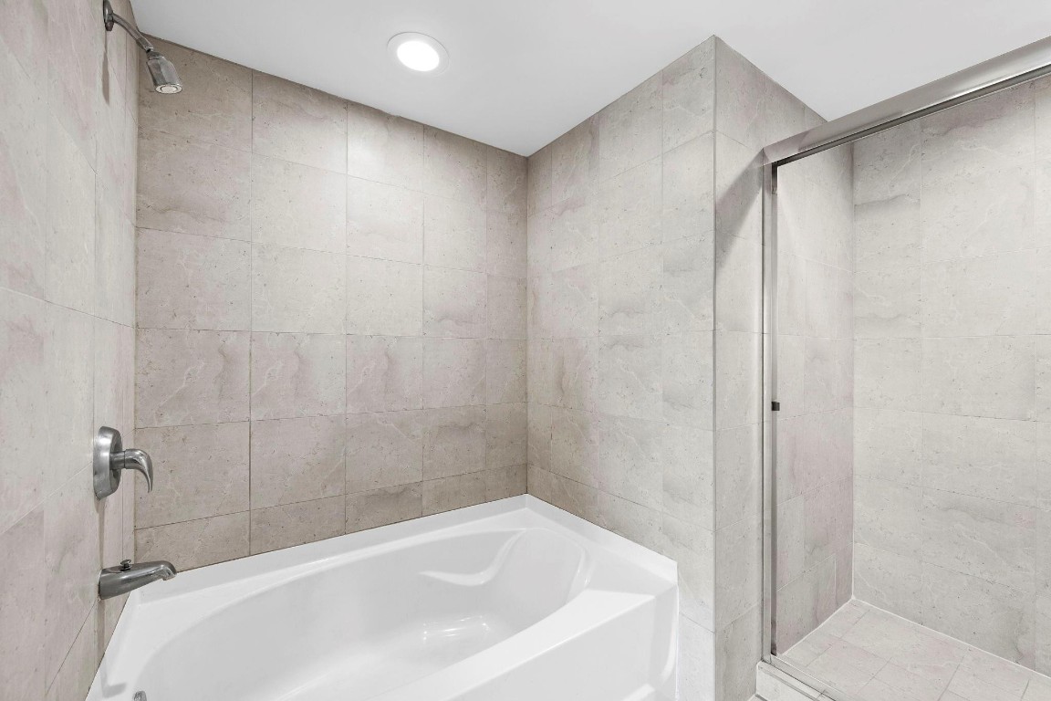 600 W Las Olas Boulevard 909S