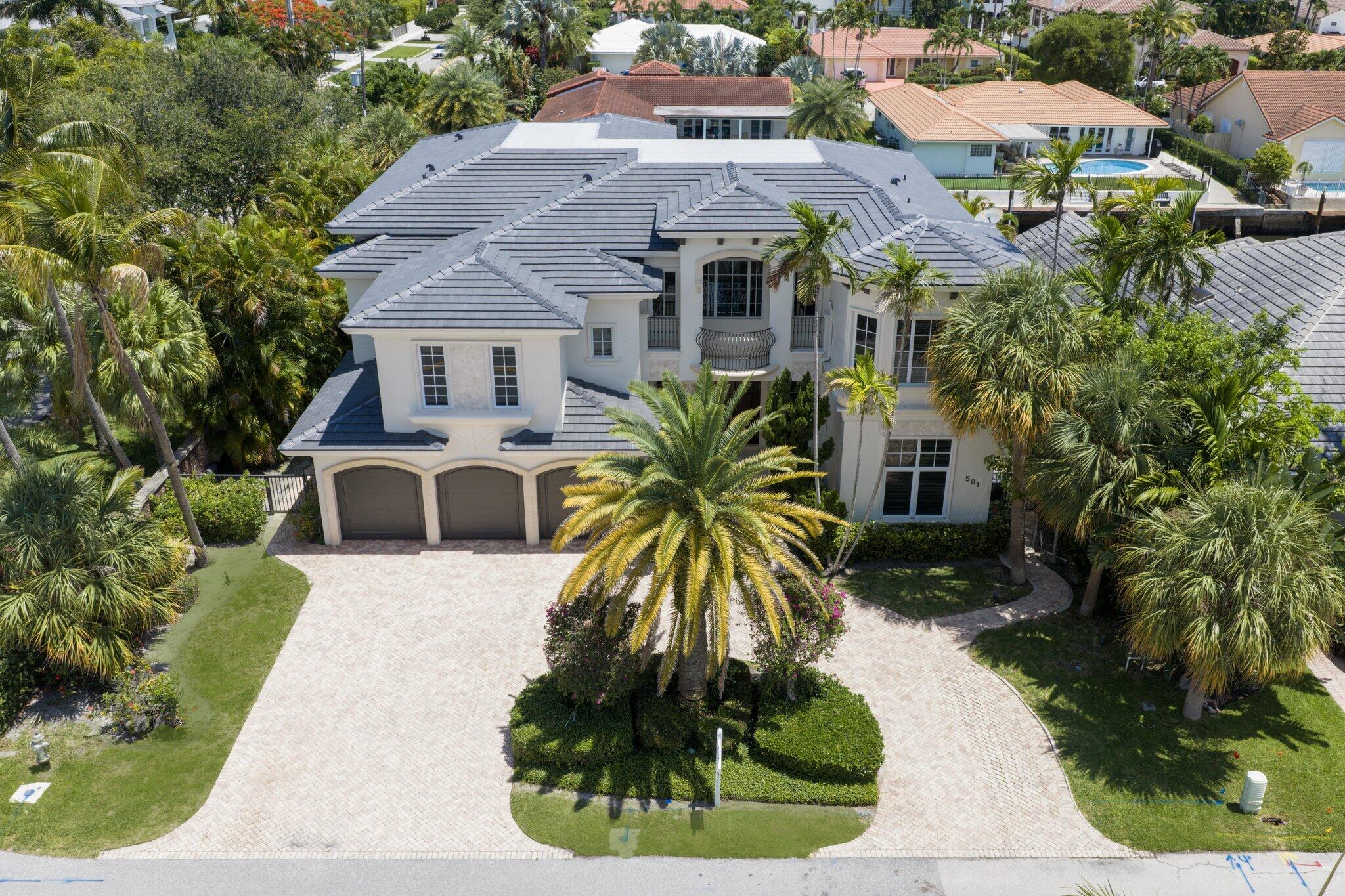 501 Golden Harbour Drive