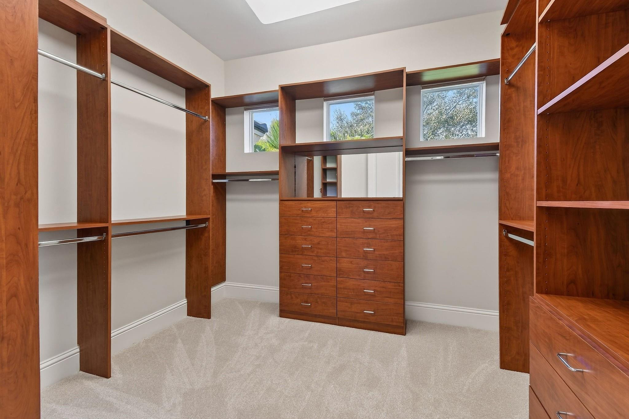 501 Golden Harbour Drive