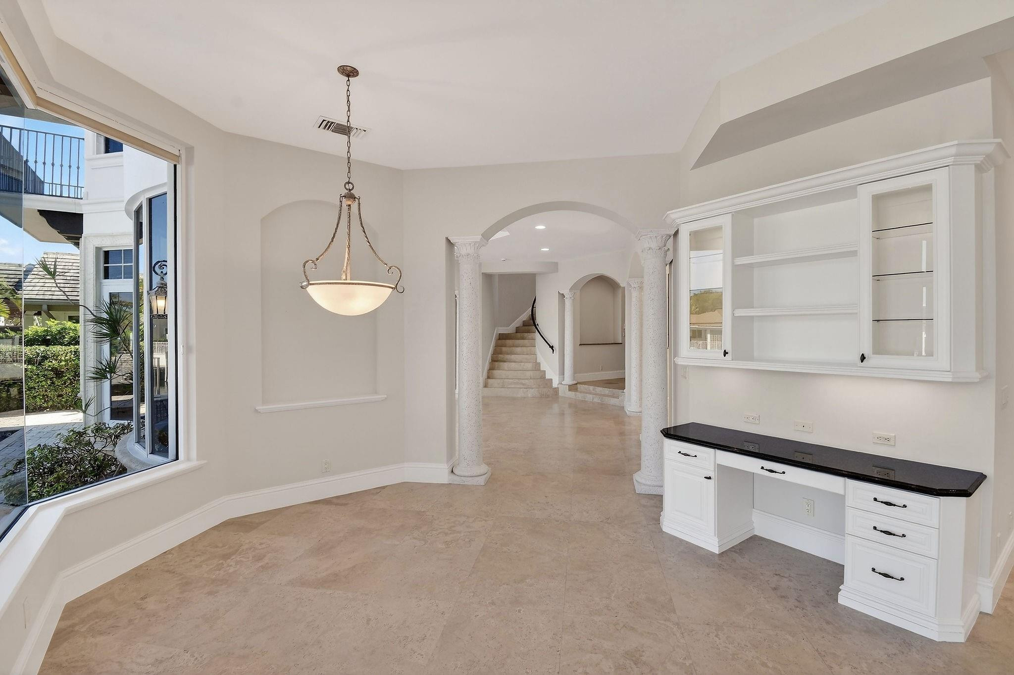 501 Golden Harbour Drive