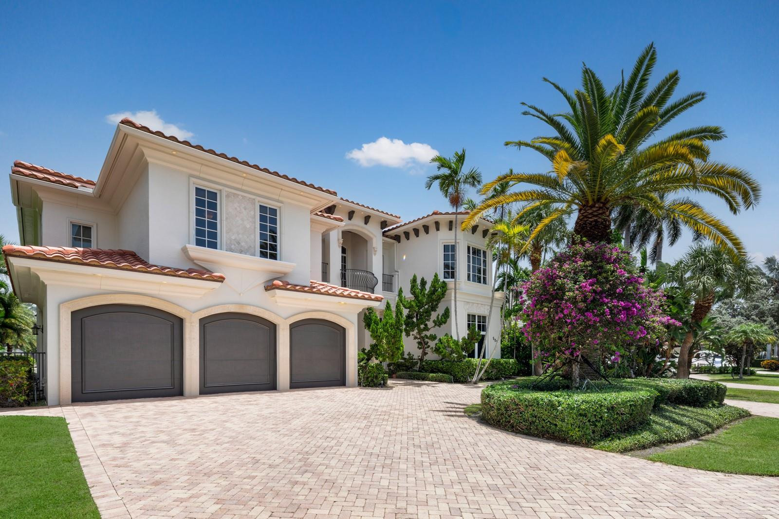 501 Golden Harbour Drive