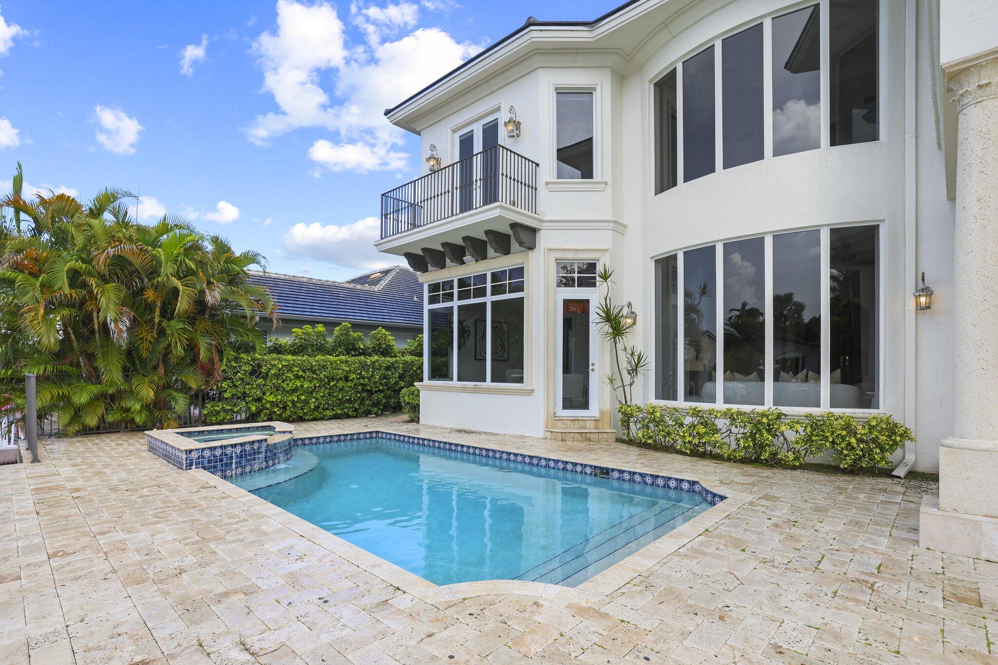 501 Golden Harbour Drive