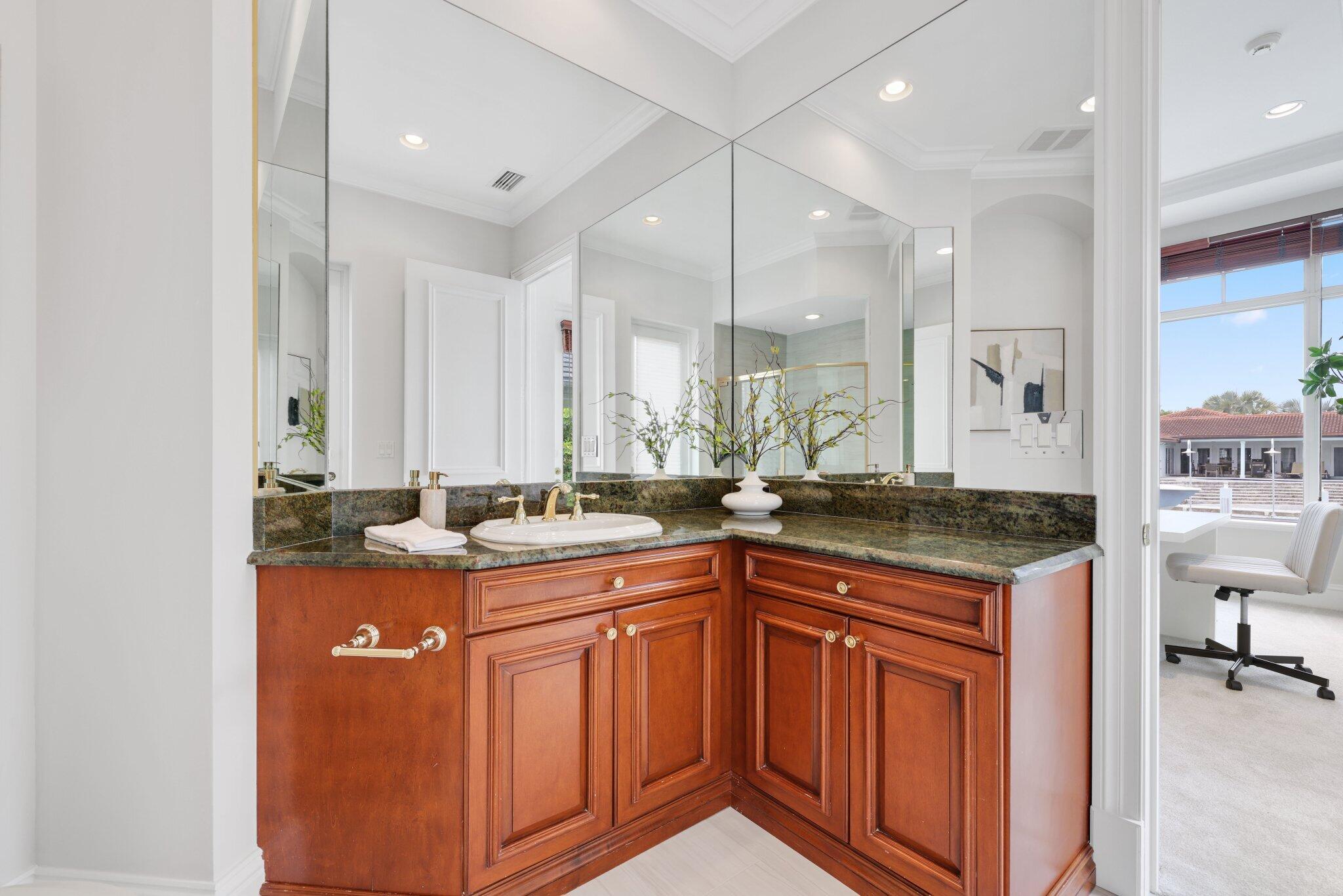 501 Golden Harbour Drive