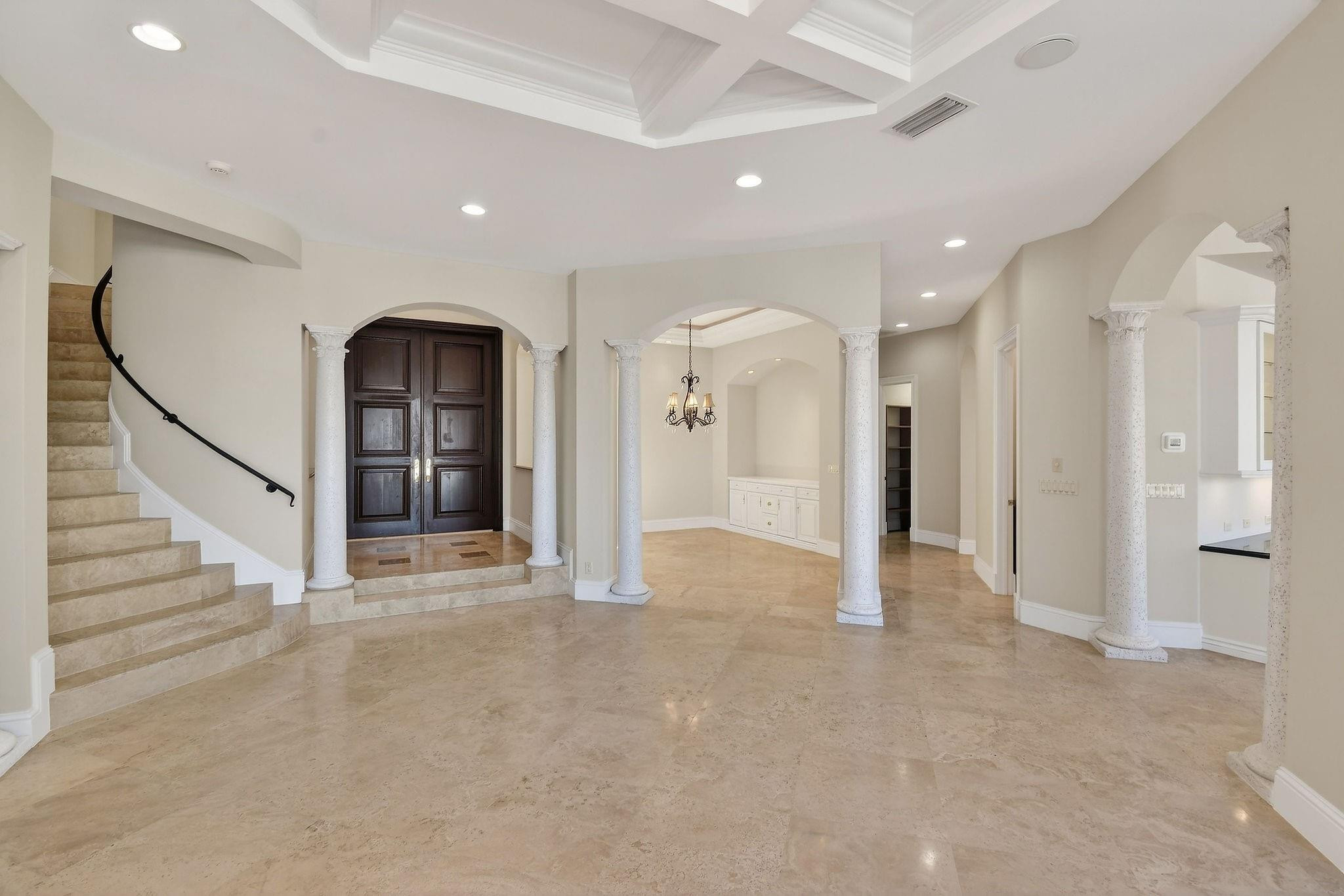 501 Golden Harbour Drive