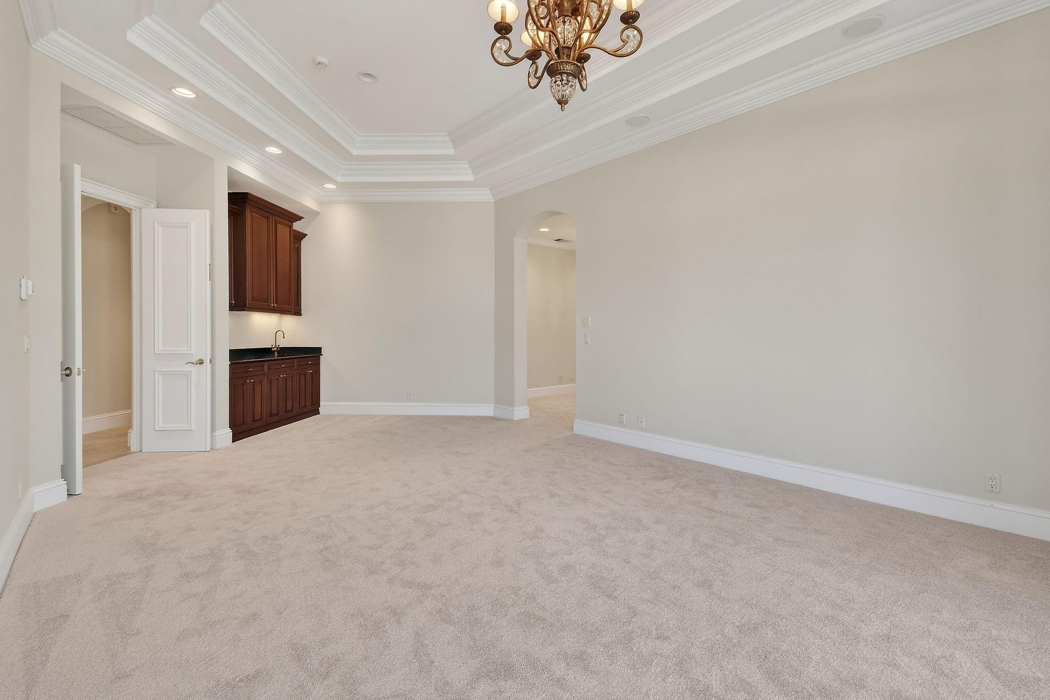 501 Golden Harbour Drive