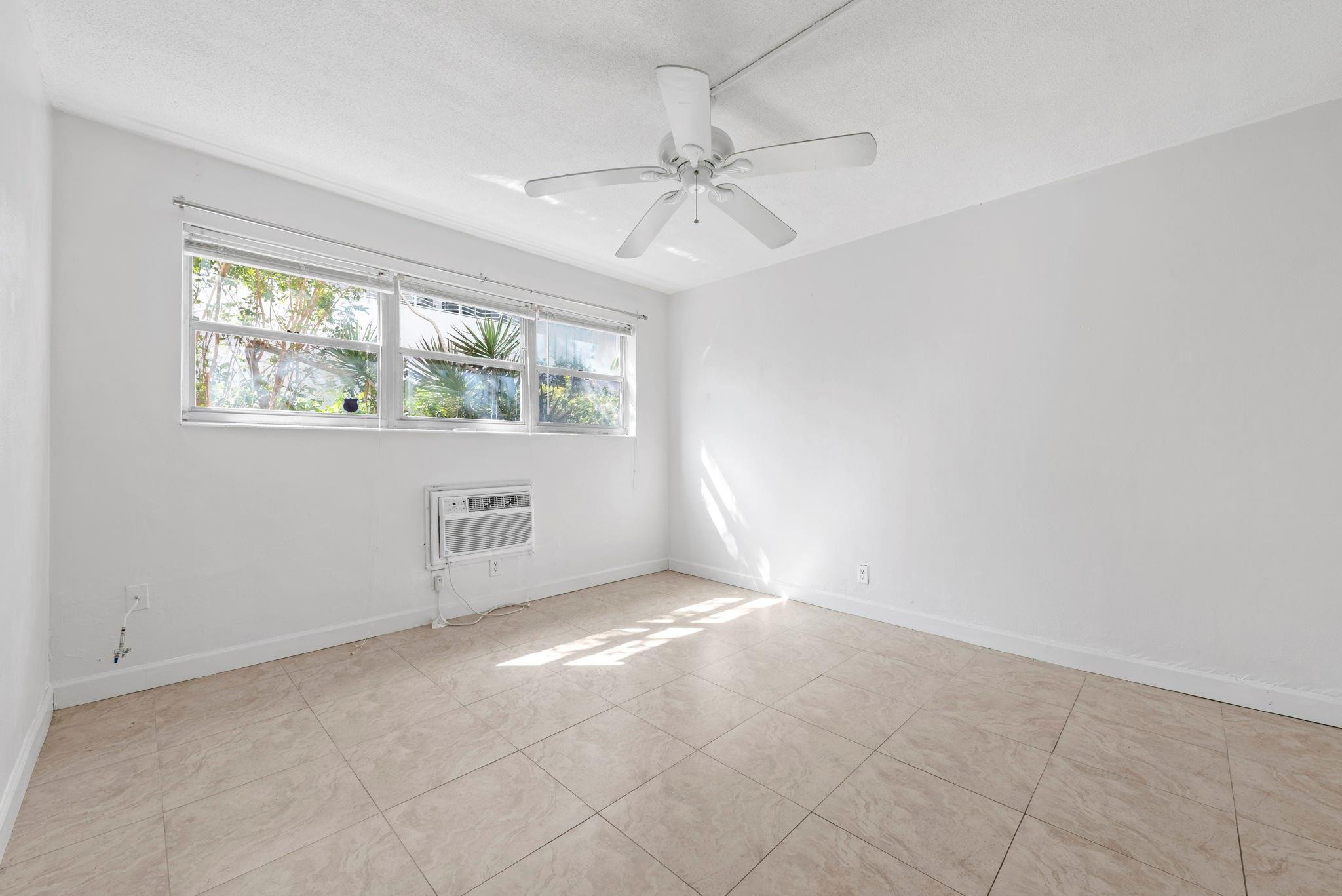 625 Antioch Avenue 104