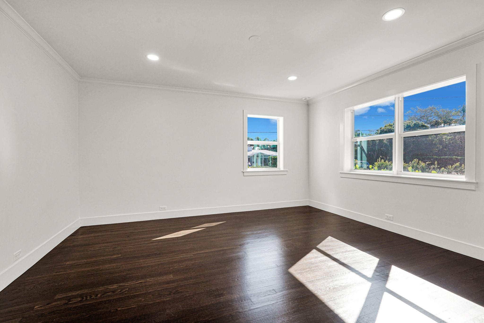 4015 Washington Road