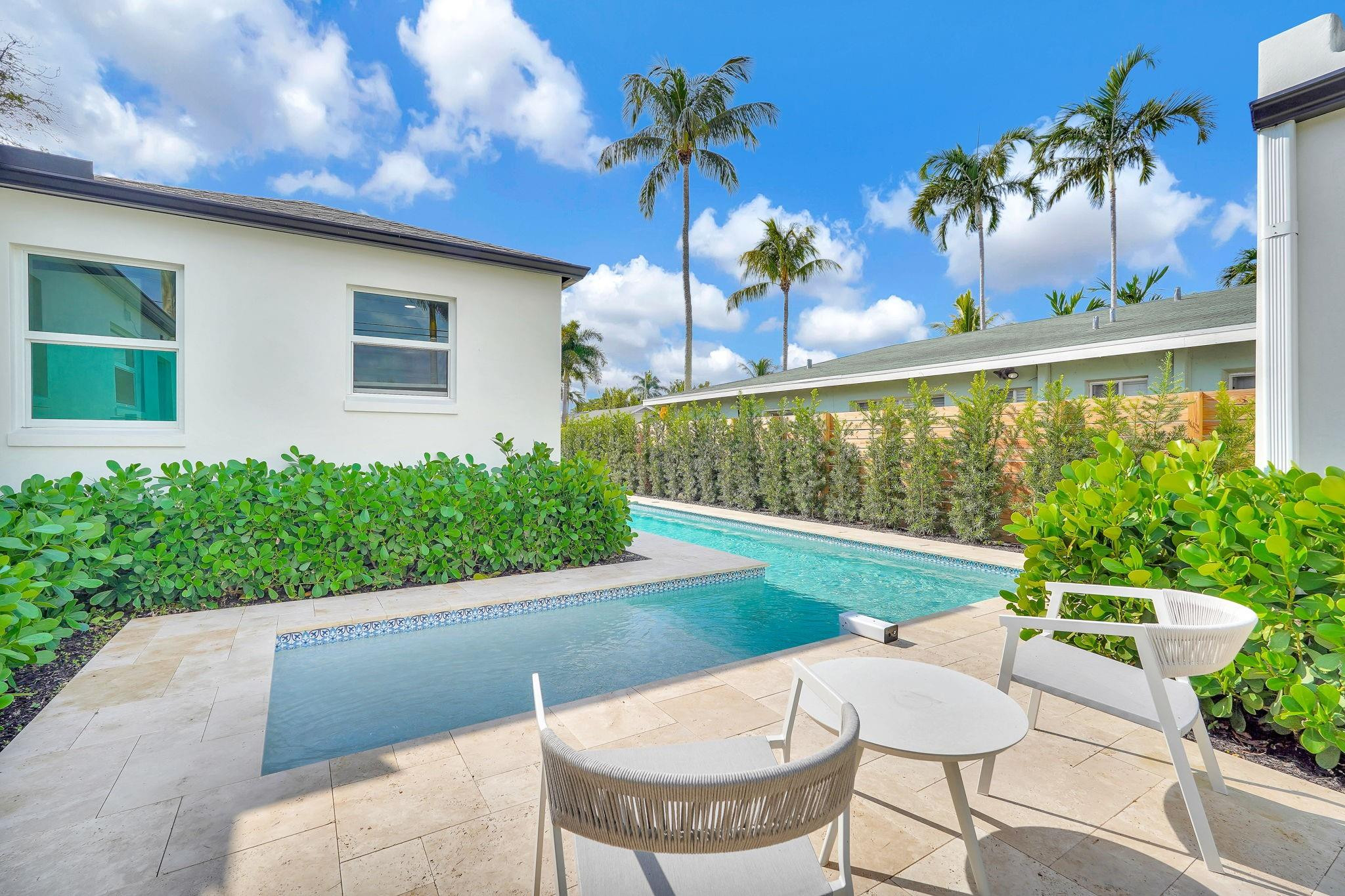 4015 Washington Road