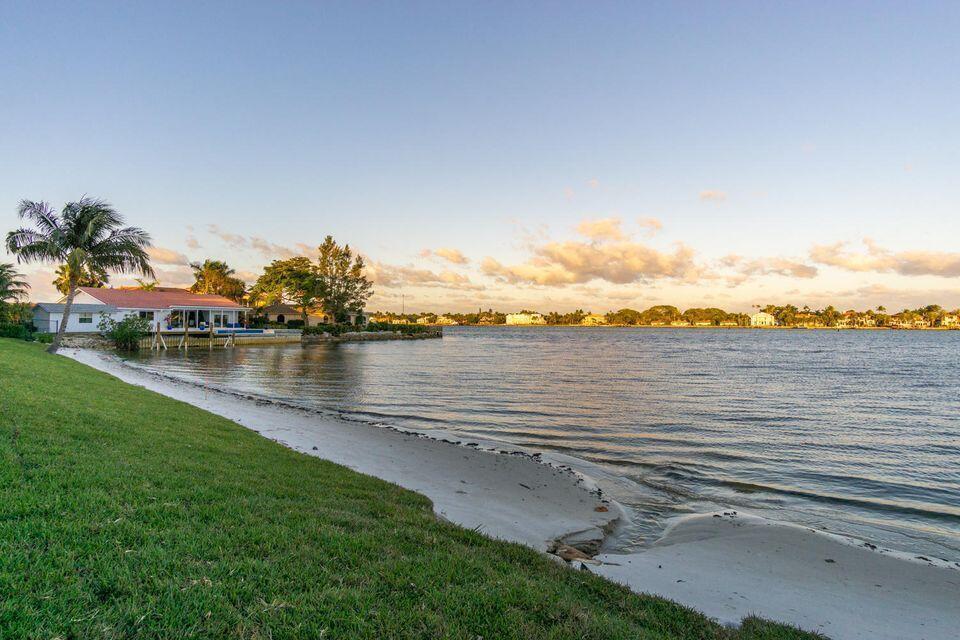 121 Ocean Cay Way
