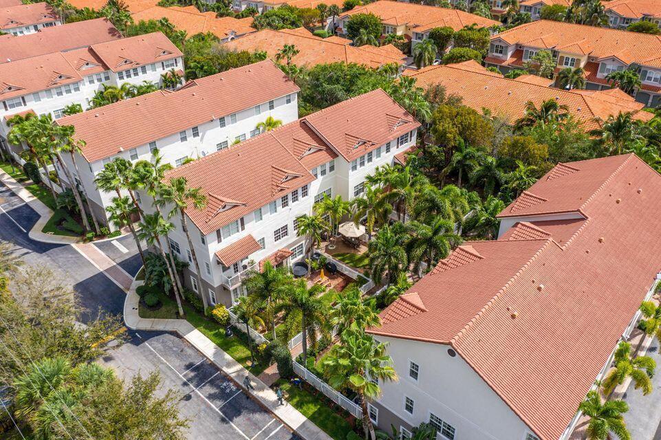 121 Ocean Cay Way