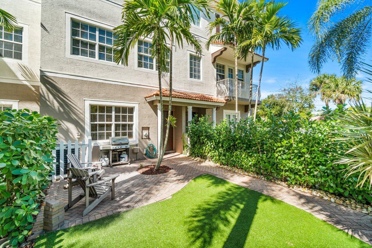 121 Ocean Cay Way