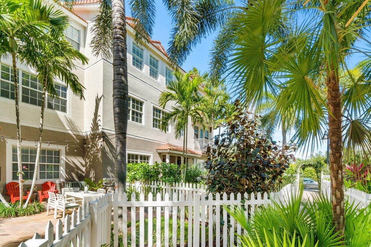 121 Ocean Cay Way