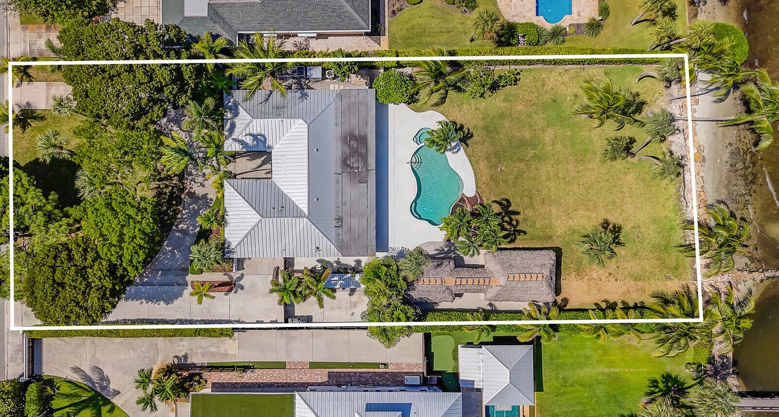 930 S Lakeside Drive