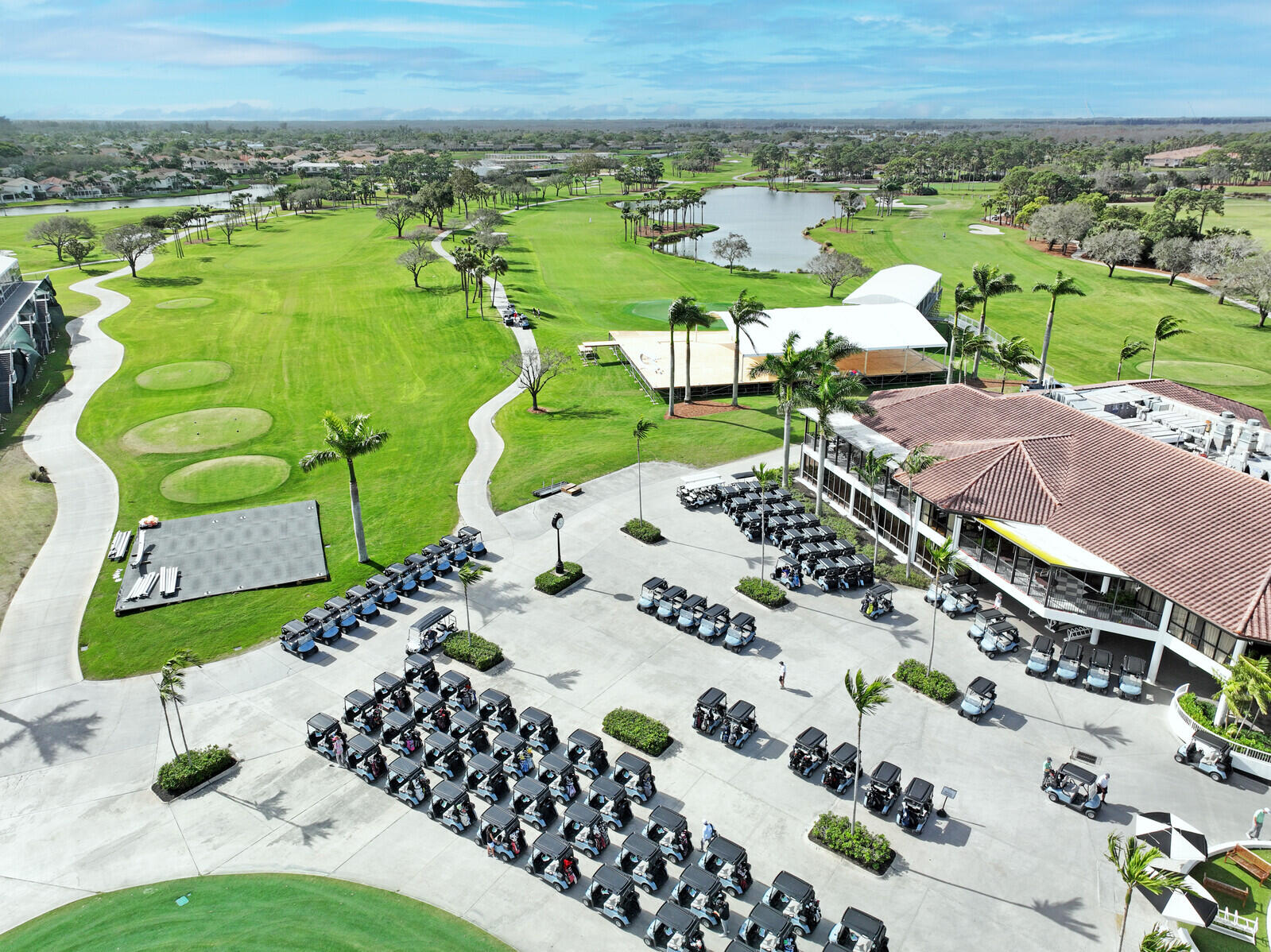 9 Lexington Lane E H