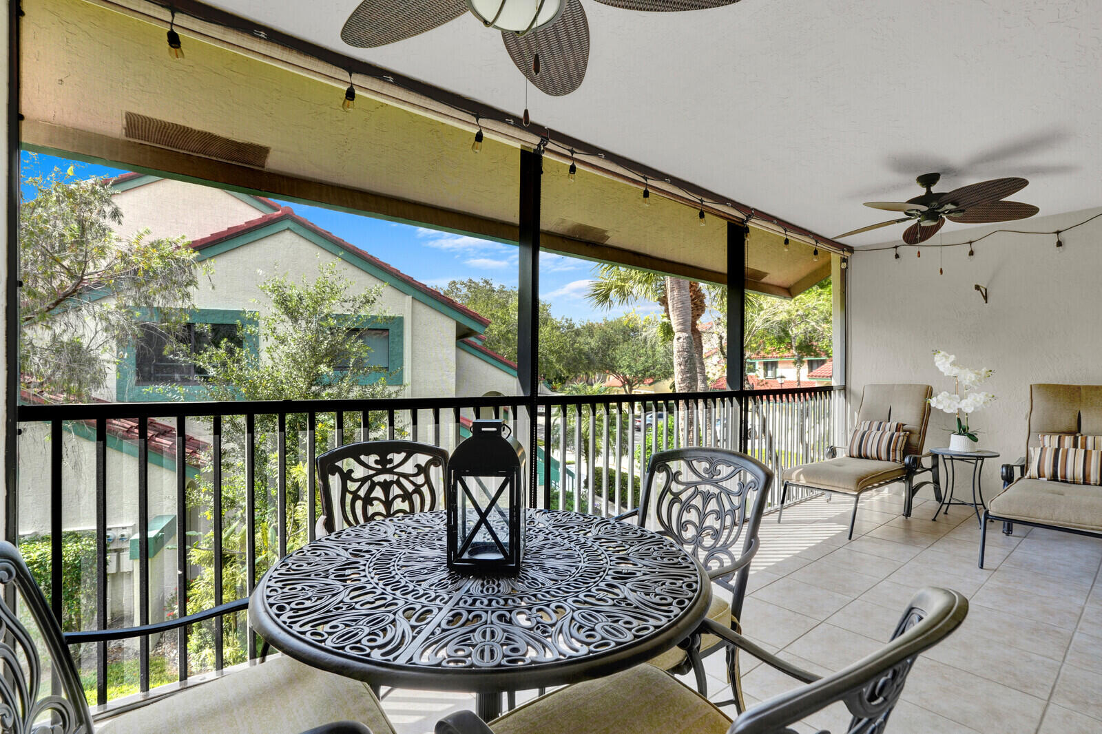 9 Lexington Lane E H