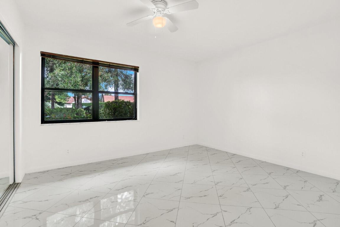 3705 SW Quail Meadow Trail E