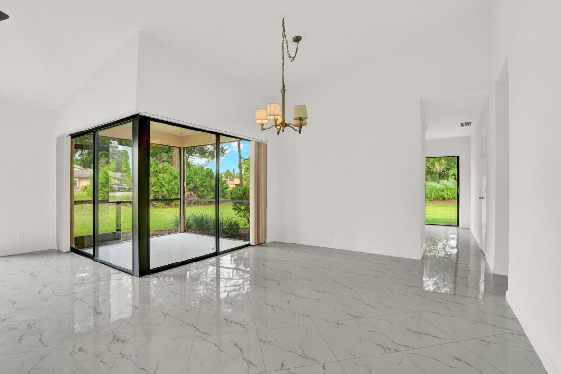 3705 SW Quail Meadow Trail E