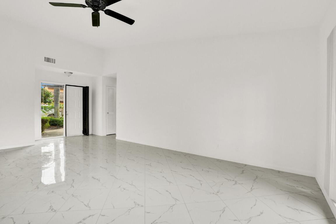 3705 SW Quail Meadow Trail E