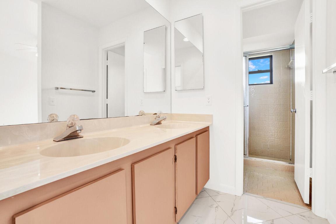 3705 SW Quail Meadow Trail E