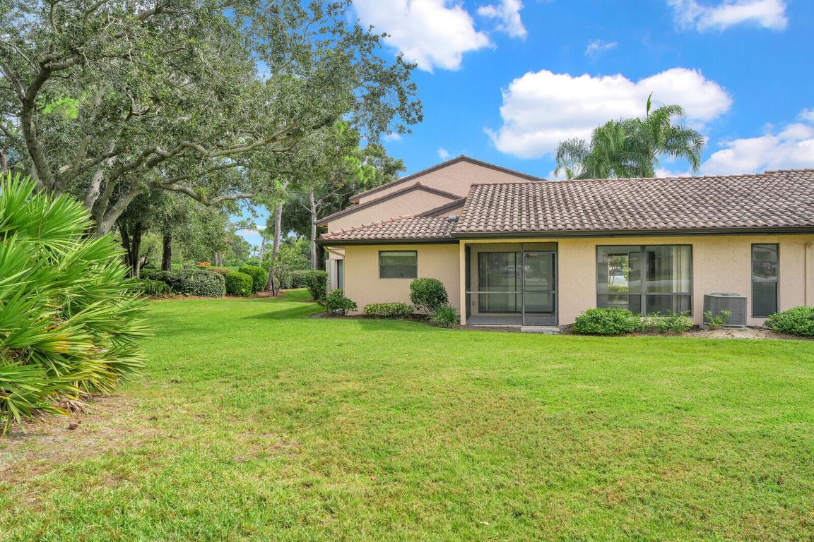 3705 SW Quail Meadow Trail E