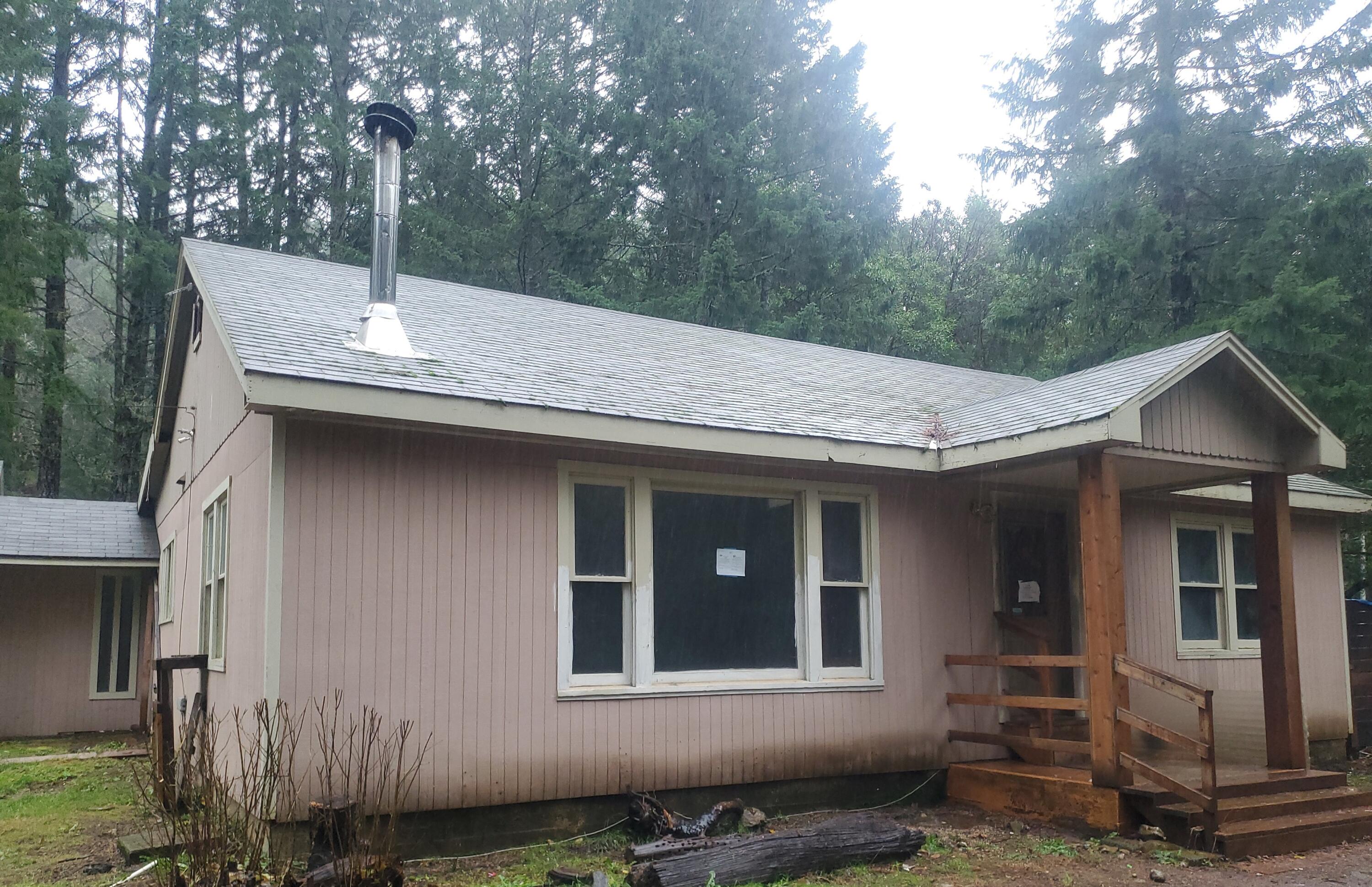 36541 Redwood Highway